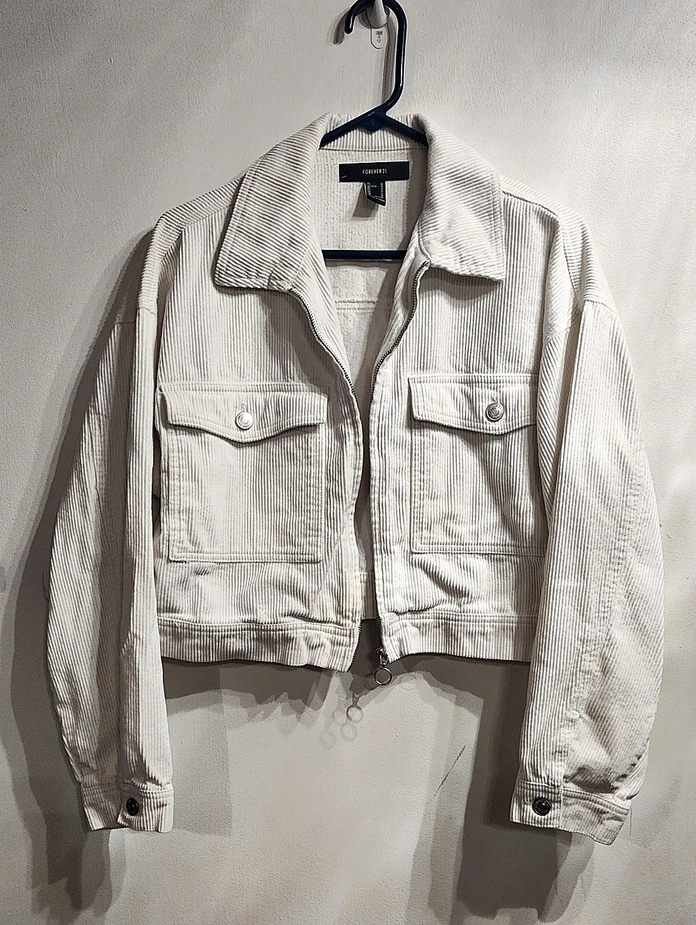 Forever 21 Corduroy Cropped Jacket in White Size Medium